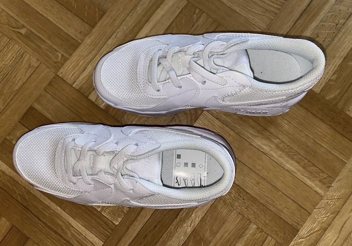 Scarpe per ragazzi: Nike Air Max Kinderschuhe Gr. 31.5 – Nuovo (secondo la descrizione) da St. Moritz venduto da rac_k8rh 2