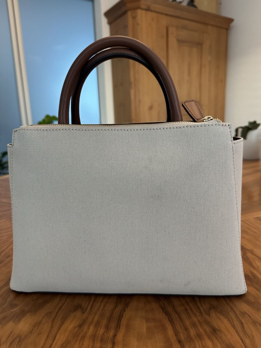 Guess Borse da donna: GUESS Handtasche beige – Usato da Grenchen venduto da buci69 2