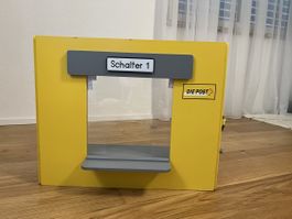 Kinder Postschalter aus Holz zum auf und zu klappen