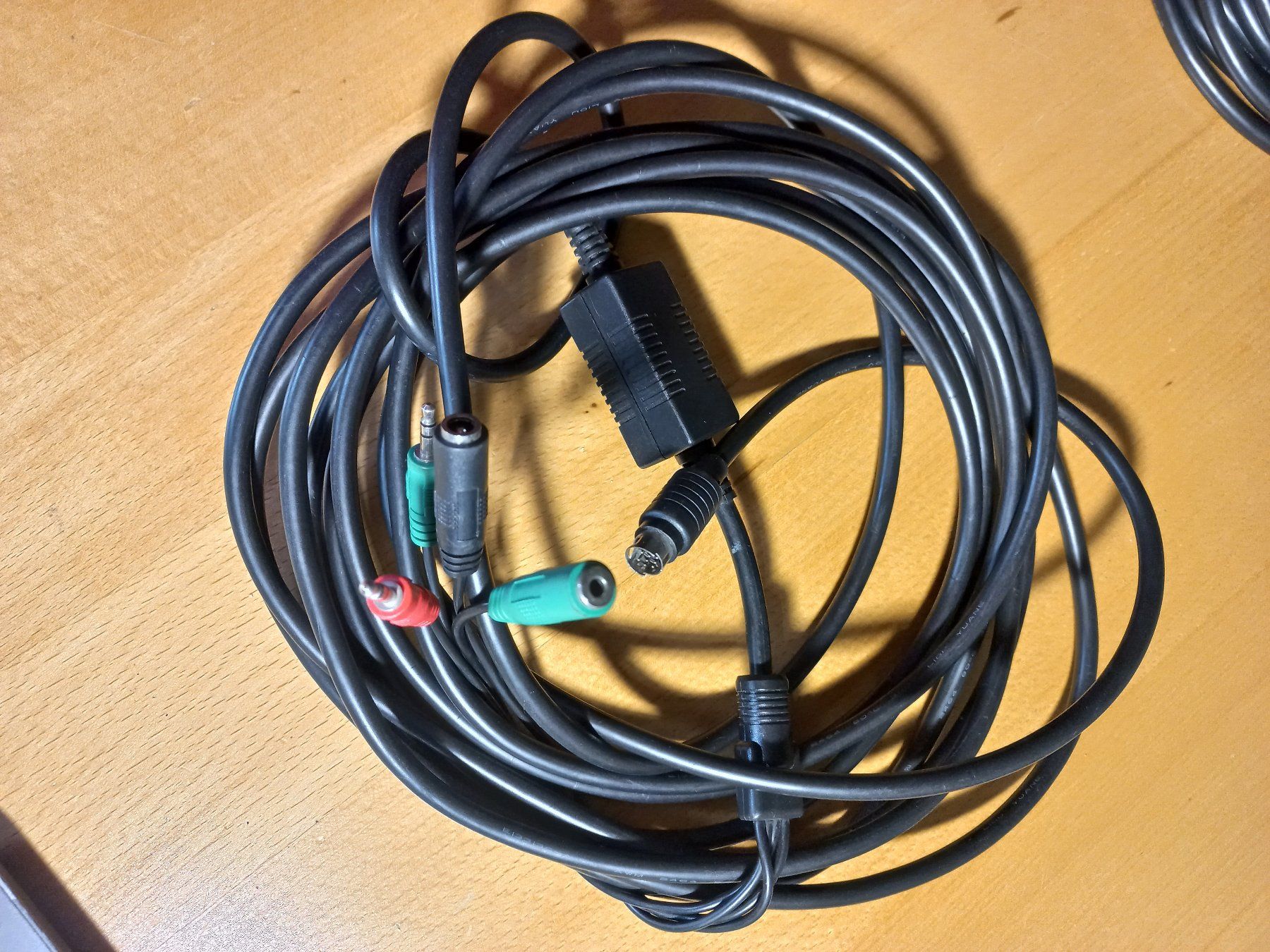 Microfoni: 1-ClearOne AccuMic PC – Microphone - Model 910-157-001 – Usato da Zürich venduto da irm_lc5f 5