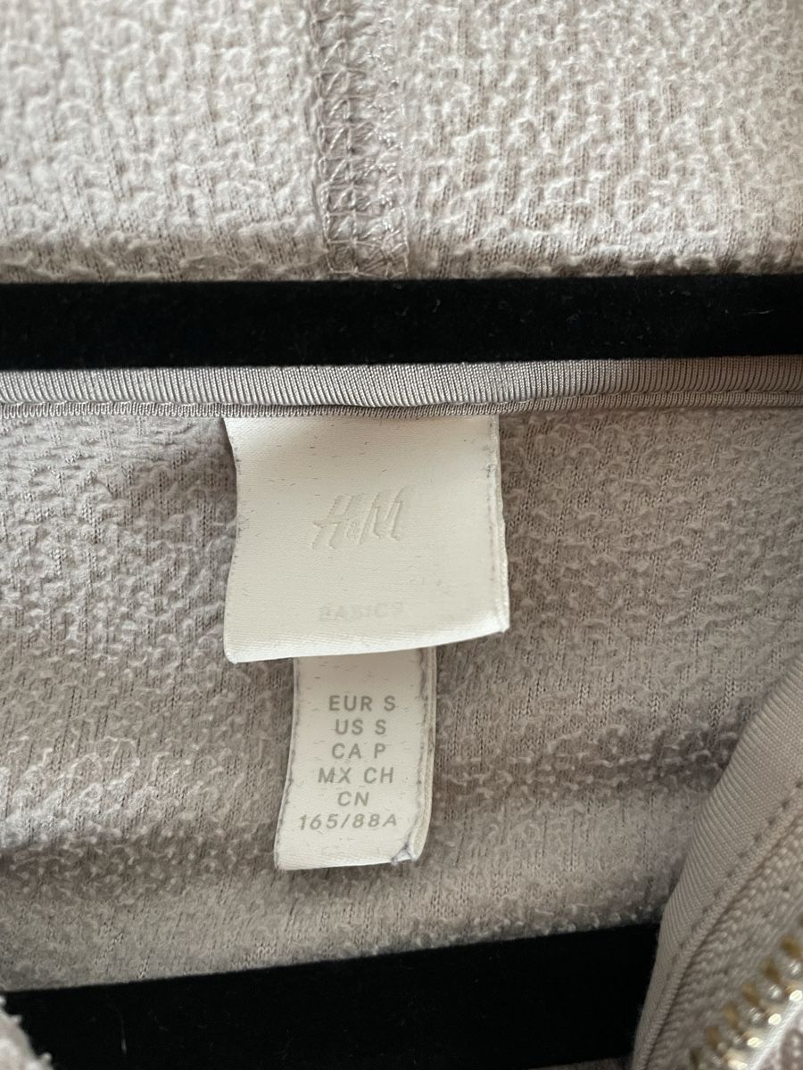 H&M Maglioni & Felpe: H&M Basic Fleece Pulli, Grau, Grösse S – Usato da Disentis/Mustér venduto da sil_nx77 4