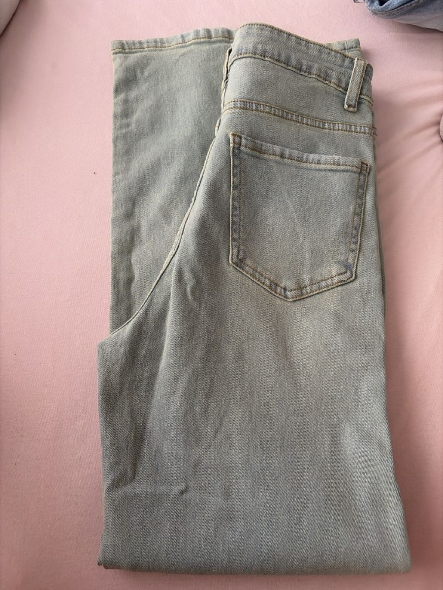 Jeans: Jeans hellblau Damen Grösse M neu – D'occasion à Volketswil par ene_9dsc 1