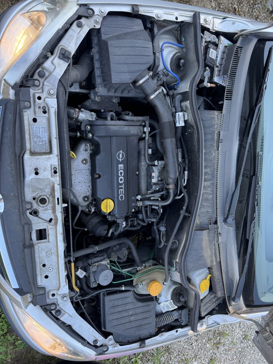 Opel Automobili: Opel Corsa C14 – Usato da Alberswil venduto da Filipeber 4