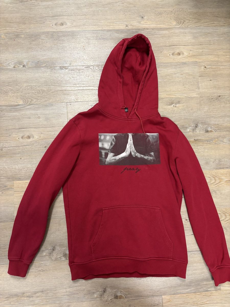 Pullover & Sweatshirts: Kaputzenpullover – Gebraucht aus Schaffhausen von lua_9yfq