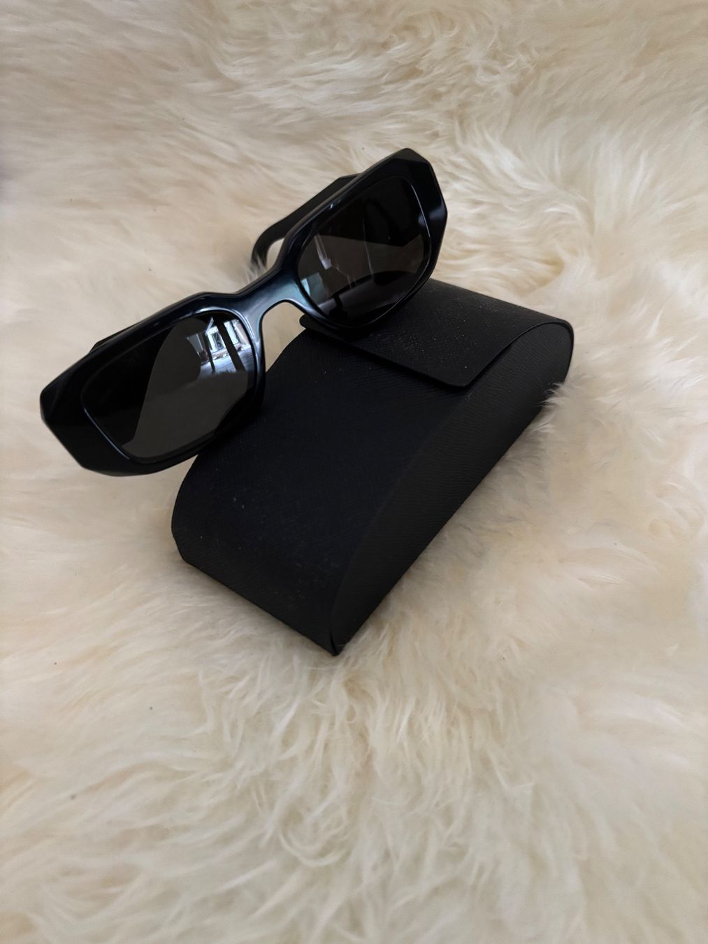 Occhiali & Lenti: Prada Sonnenbrille – Nuovo (secondo la descrizione) da Zürich venduto da cvr_lv6d