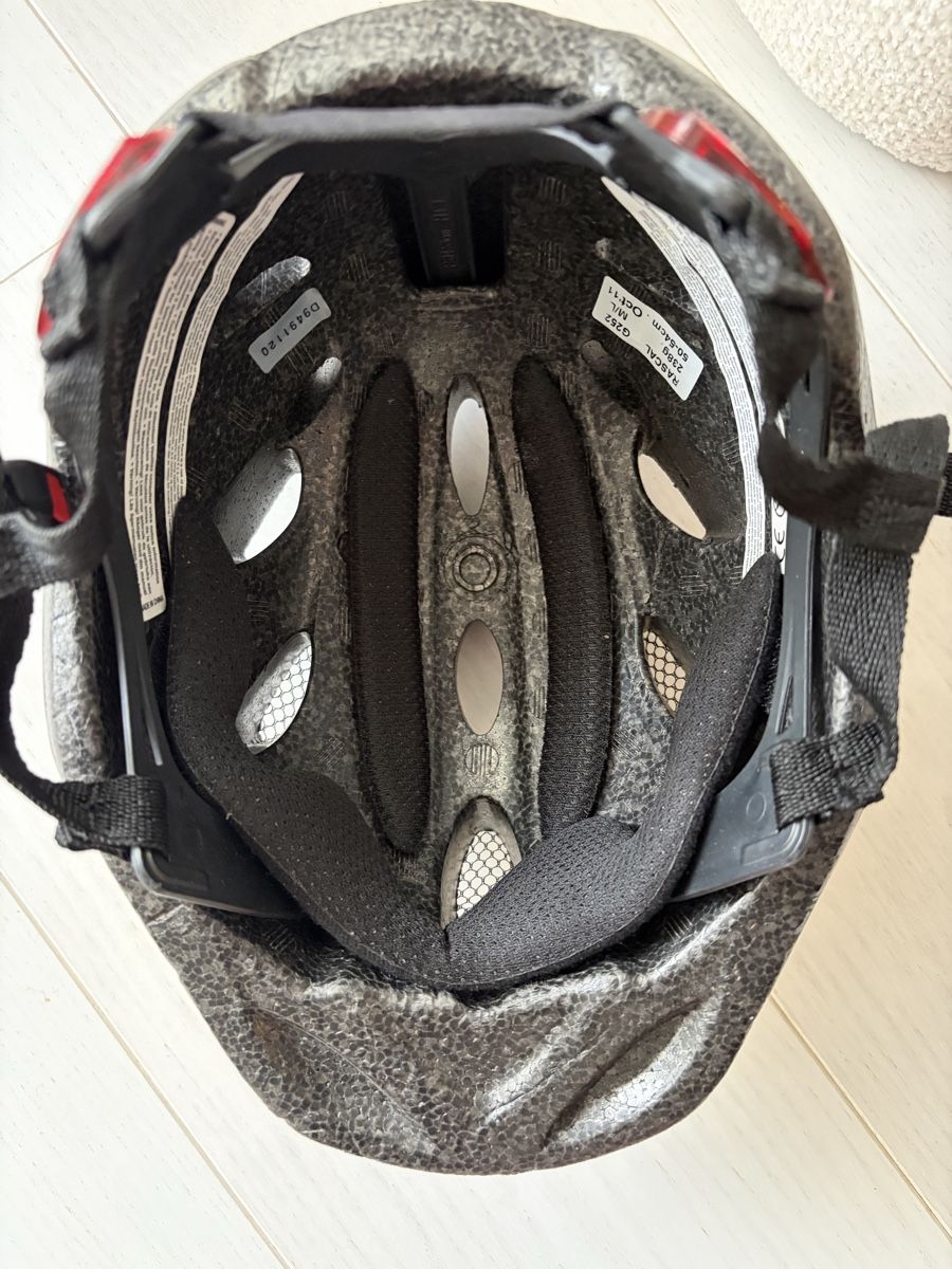 Giro Caschi: Kinderhelm Giro – Usato da Zürich venduto da 1depe 3