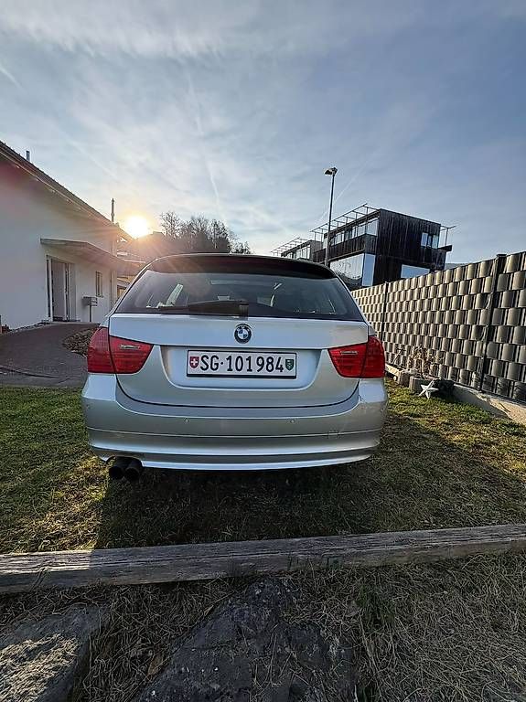 Autos: BMW 330i xDrive E91 – Gebraucht aus Berneck von noa_my9y 4