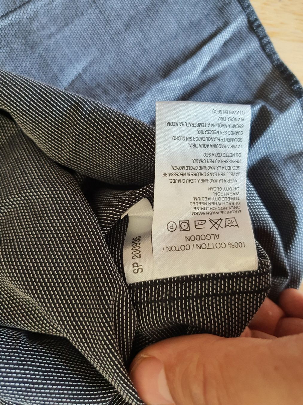 DKNY Camicie: DKNY Men's hemd , Size 15 1/2, large Great Value! – Usato da Wallisellen venduto da Alexandrertheg 7