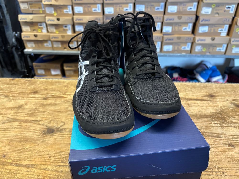 Matflex 5 Ringerschuhe EU 41.5 (Neu und originalverpackt) in Boswil für ...