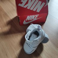 Neu, Nike Lauflerner Sneakers, Gr. 19.5