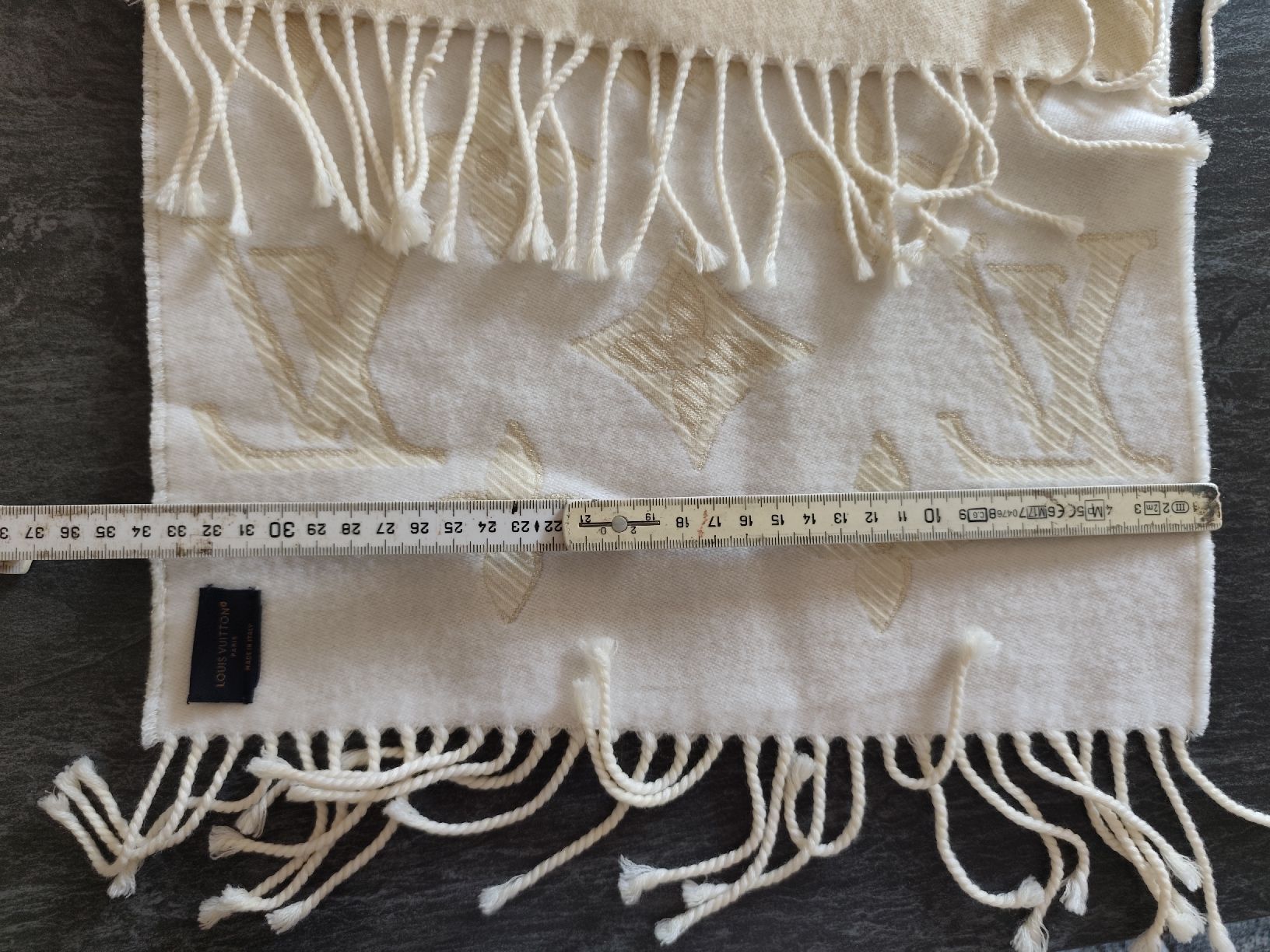 Louis Vuitton Foulards & écharpes: Louis Vuitton Écharpe  – Neuf (Voir description) à Martigny par Vintage-23 6