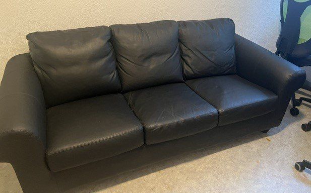 Sofas: Sofa 3-Sitzer - Leder – Schwarz – Gebraucht aus Neuenhof von Sandy2006