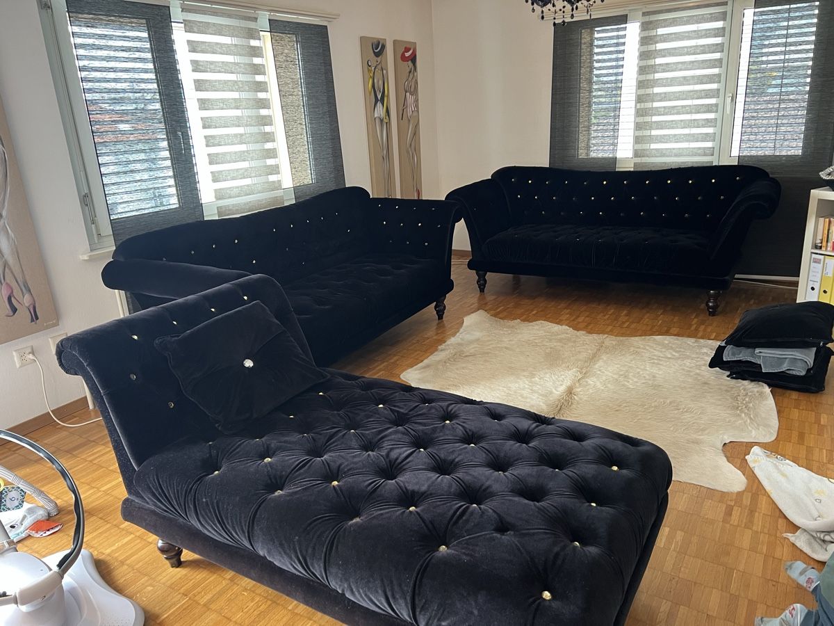 Chesterfield Divani: Swarovski Sofa vom Möbel Märki – Usato da Wil SG venduto da BrunoY 1