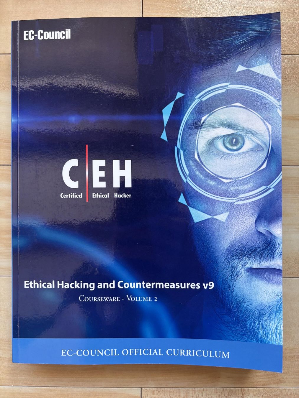 Bücher: CEH Ethical Hacking v9 – 4 Fachbücher / Courseware – Gebraucht aus Bassersdorf von Andre_g1 3