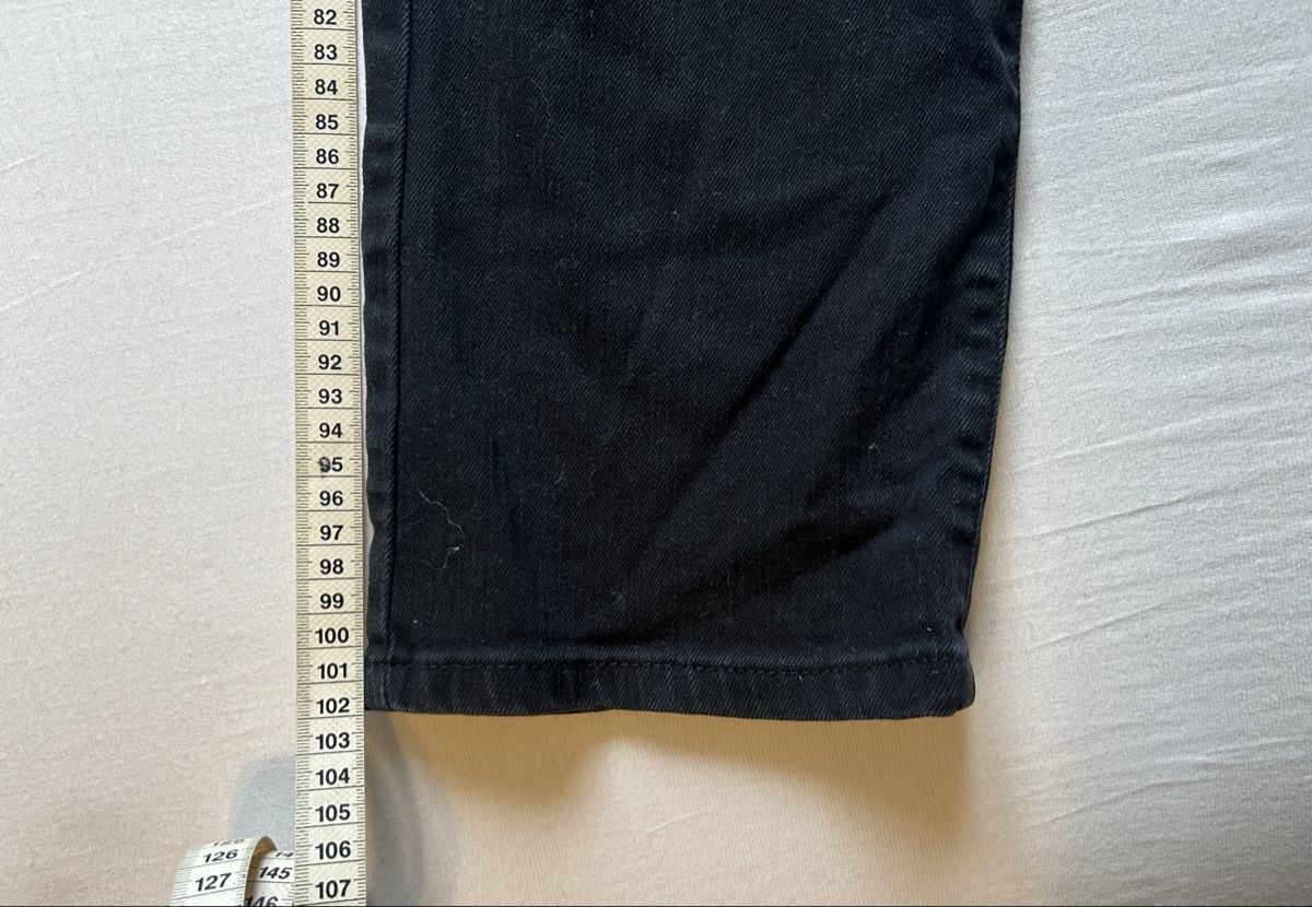 Levi's Jeans: Levi's Jeans – Usato da Uster venduto da alin13e 1
