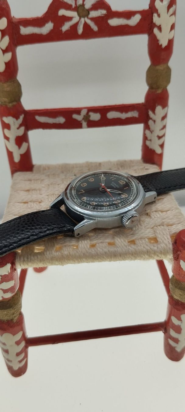 Orologi: Montre schwarz Genève – Usato da La Chaux-de-Fonds venduto da jac_9llg 6