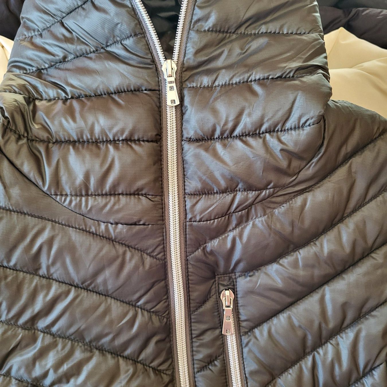 Giacche: SUNVALLEY Primaloft Jacke Dunkelolive Gr. 36/38 – Nuovo (secondo la descrizione) da Tägertschi venduto da TheChange 8