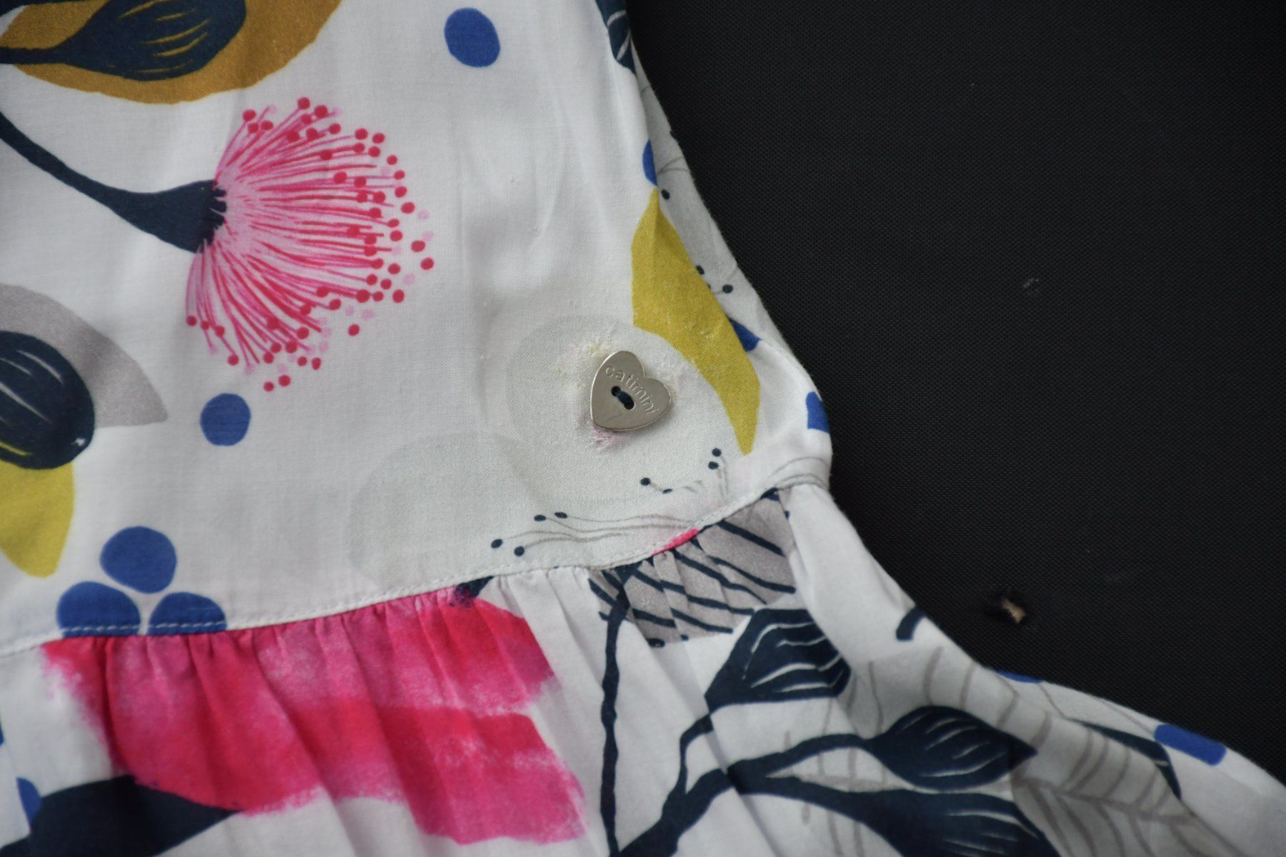 Catimini Vestiti & Gonne: Cardigan, Kleid Catimini gr.128 – Usato da Nuglar venduto da Korsika2 2