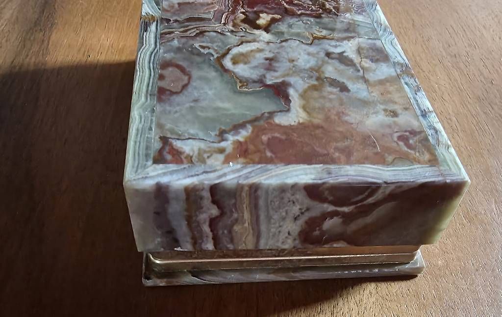 Truhen: schatulle aus onyx – Gebraucht aus Winterthur von chimischimi 1