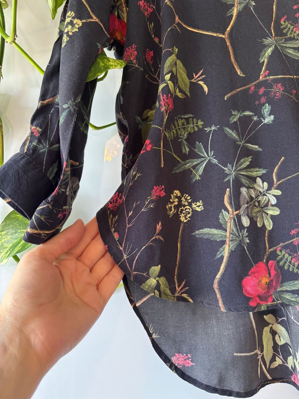 Blusen: Leichte Bluse mit Blumen ca. Gr. M – Gebraucht aus Zürich von missmodernage 2