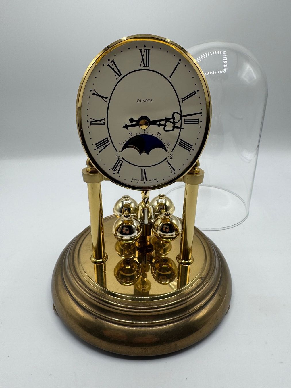 Orologi: Tischuhr mit Glasdom, Mondphase, Quartz – Usato da Sachseln venduto da BONATI01 1