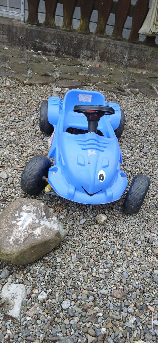 Veicoli per bambini: Kinderauto zum treten – Usato da Aristau venduto da Manufisch0 1