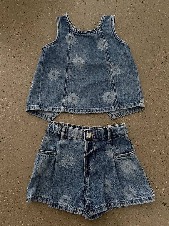 Lotti & Set di vestiti: Zara Set Gr.104 – Usato da Dierikon venduto da san_9tc9
