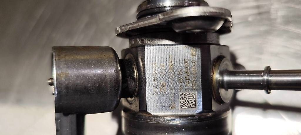 Pompe & Parti di ricambio: Pompe haute pression Ford ecoboost – Usato da Bex venduto da Samu41