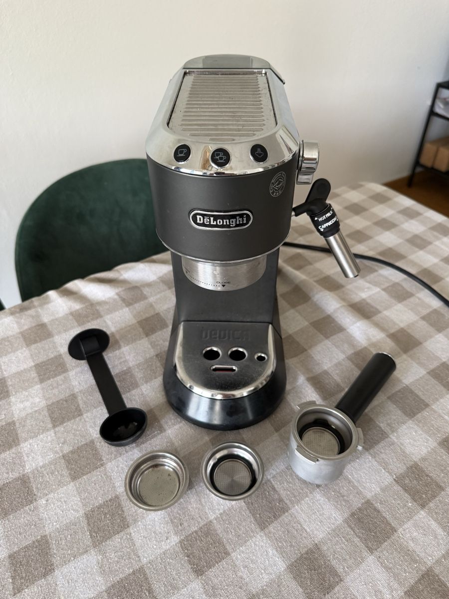 De'Longhi Macchine per caffè & Macchine per espresso: DeLonghi Dedica Espresso Machine used – Usato da Zollikerberg venduto da bar_956f 3