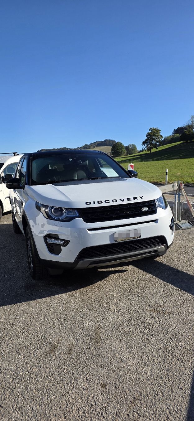 SUV Land Rover Discovery Sport blanc bon état (Gebraucht) in La Roche ...