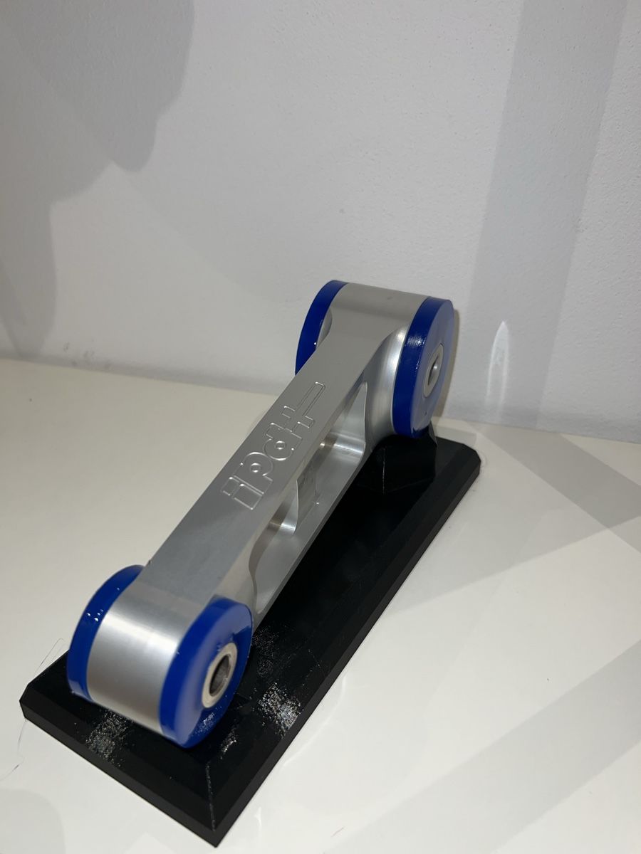 Volvo Tutti pezzi di ricambio auto: iPd HD Billet Polyurethane Upper Engine Torque Mount, Volvo – Nuovo (secondo la descrizione) da Rickenbach SO venduto da Noa_5rff 5