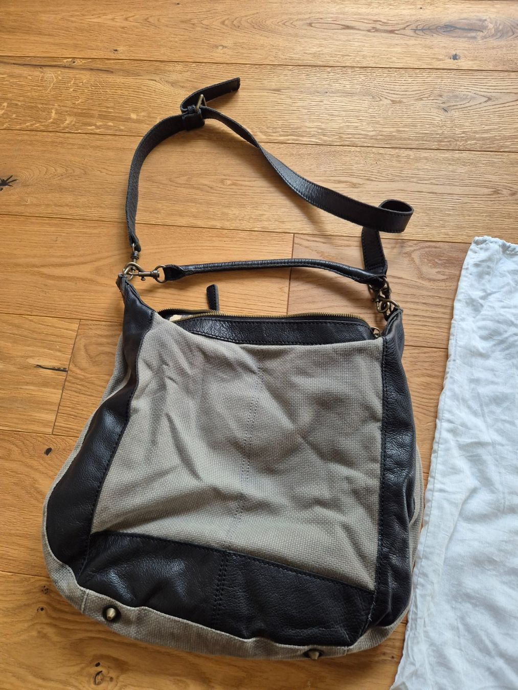 Liebeskind Borse da donna: Liebeskind Tasche – Usato da Reinach BL venduto da Cosmos_0909 2