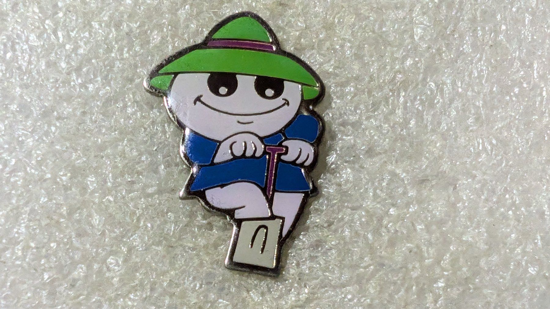 Placchette & Badge: Ansteckpin 167: Maga Bio – Usato da Oppligen venduto da Pin-Fall-Shop