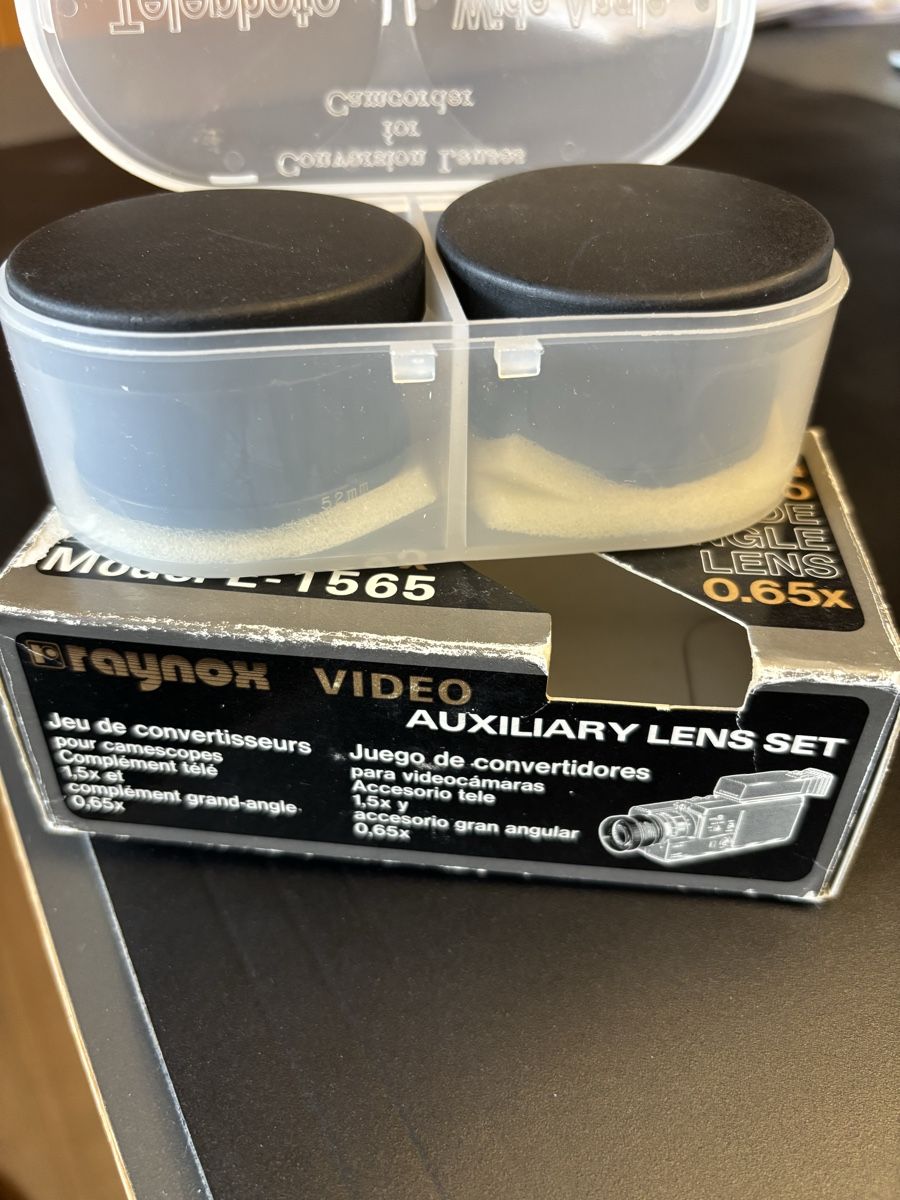 Objectifs: Raynox - Objektivkonverter -1.5 Tele-/0.65 Weitwinkel  – Neuf (Voir description) à Goldach par Eme 4