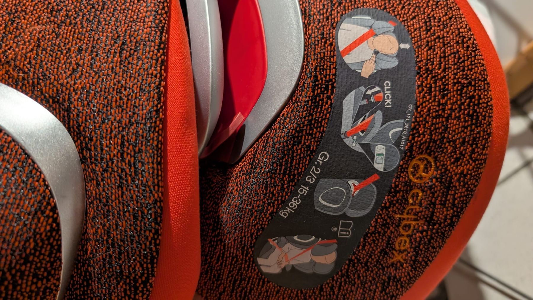 Cybex Seggiolini per auto: Kindersitz Cybex Solution Z-Fix Plus (orange)  – Usato da Bellach venduto da HGGrenie
