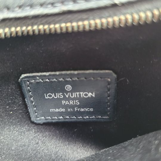 Louis Vuitton Borse da donna: LOUIS VUITTON Small Black Satin and Leather Trim + Monogram – Usato da Chavannes-des-Bois venduto da sarahzo 2
