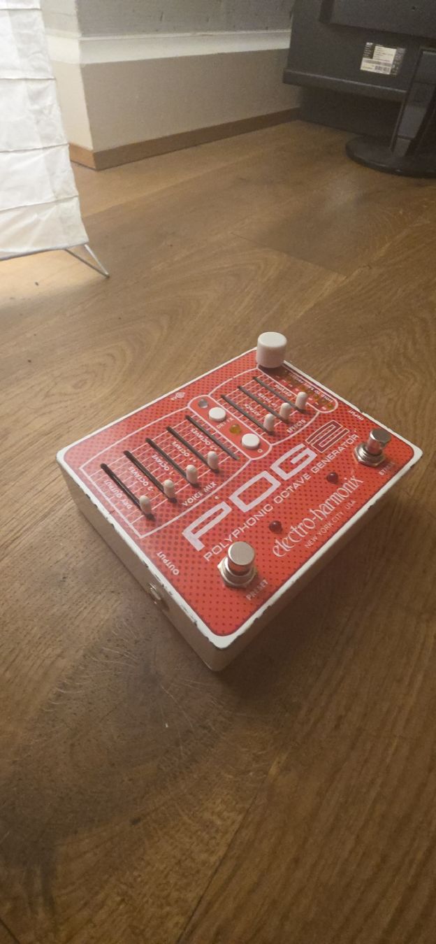 Electro-Harmonix Instruments de musique: Electro-Harmonix POG2 Polyphonic Octave Generator – D'occasion à Basel par MagicLantern108 1