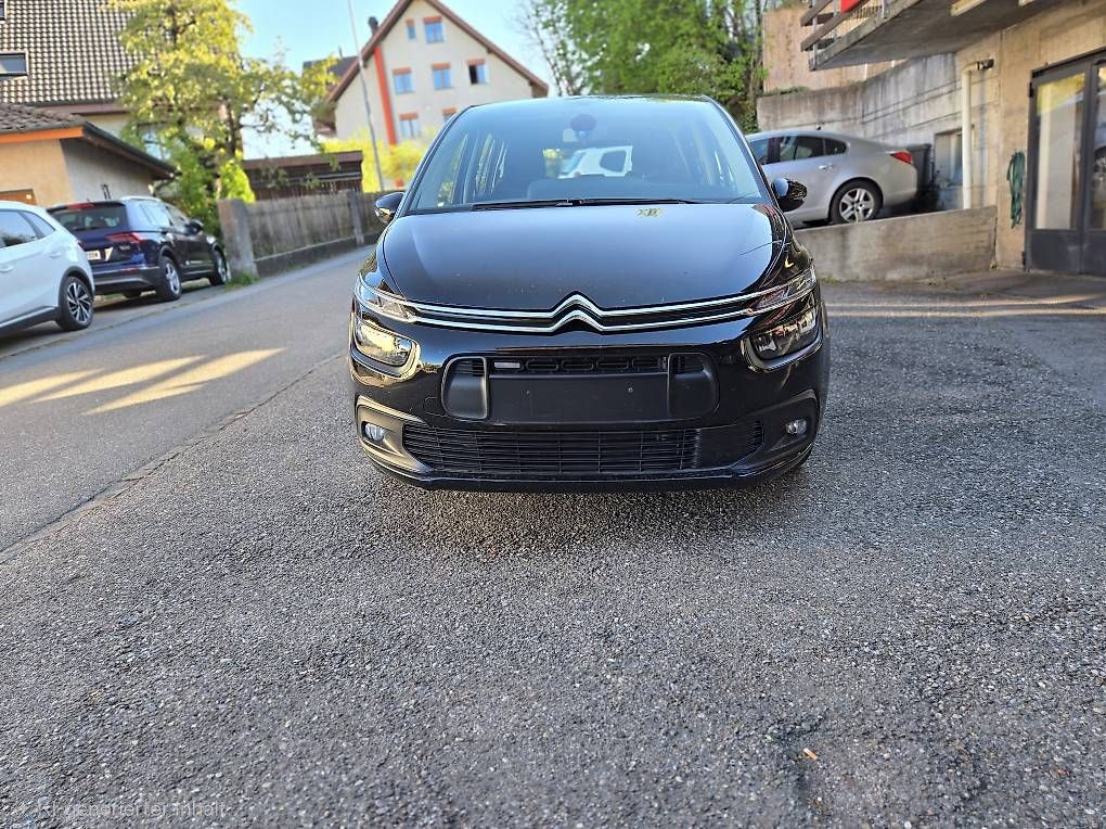 Autos: Citroën C4 Picasso 1.2i – D'occasion à Jegenstorf par adnanzuka