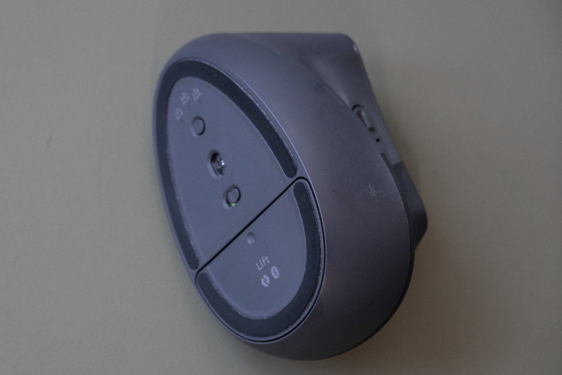 Logitech Maus: Logitech Lift vertikale Maus – Gebraucht aus Zürich von Buvens 2