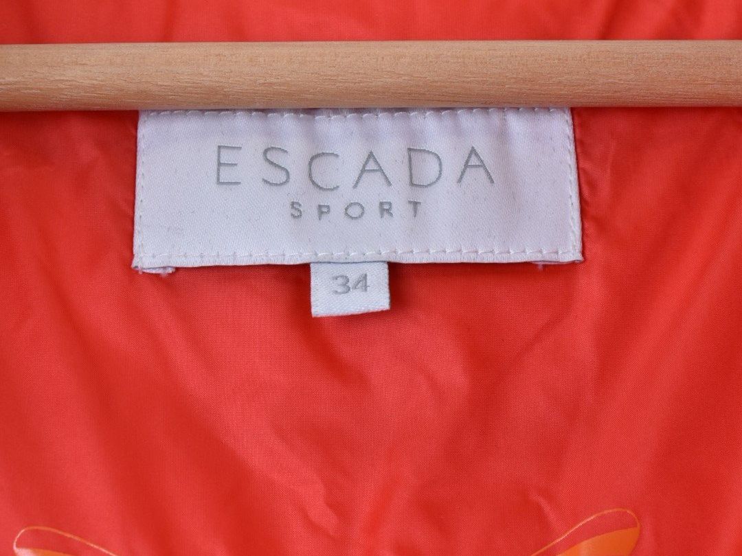 Escada Giacche: Escada Daunenjacke, Gr.34 – Nuovo (secondo la descrizione) da Nürensdorf venduto da 2ND_STORY 4