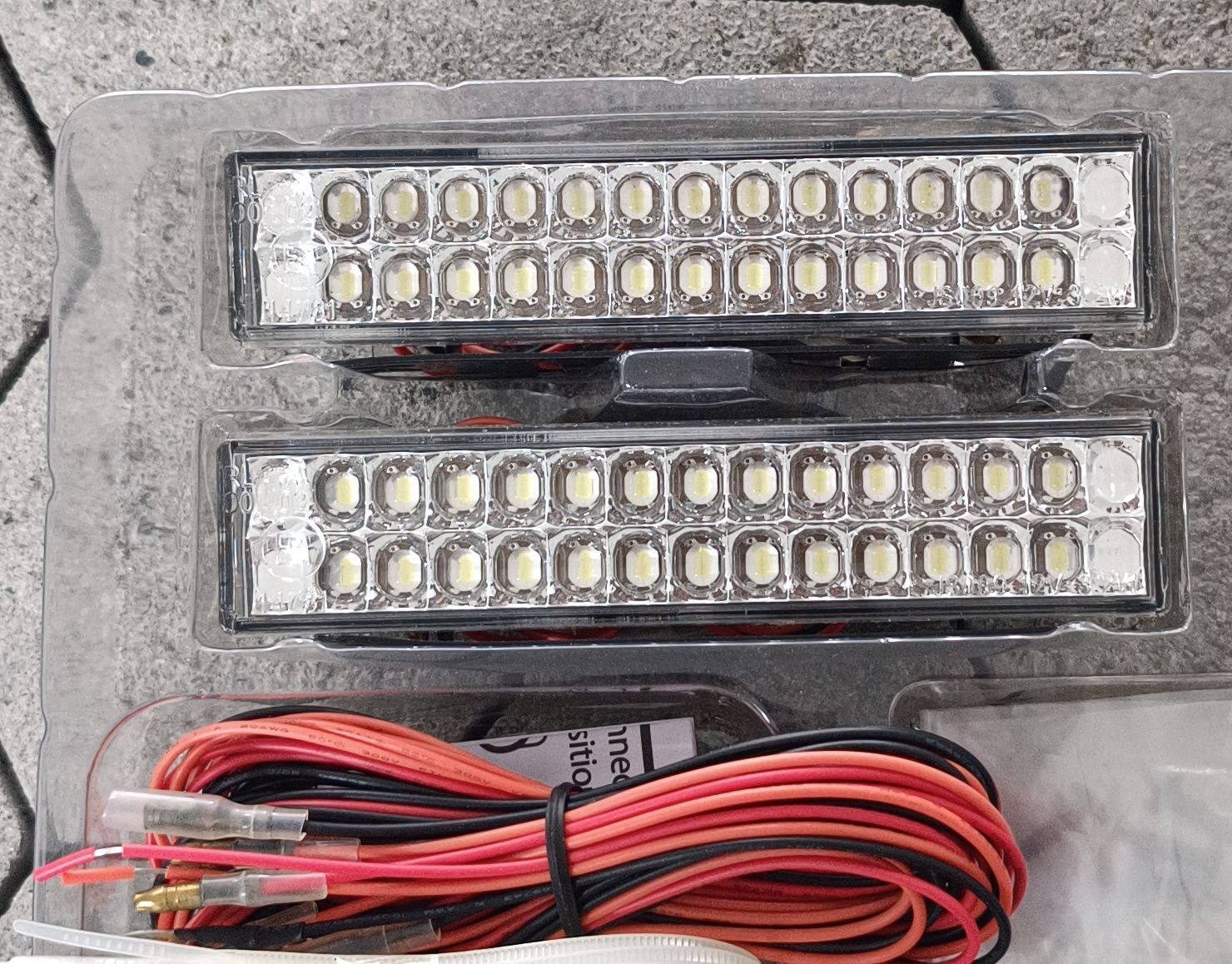 Phares: LED Tragfahrlicht 12V – Neuf avec emballage d'origine à Rickenbach LU par cornel66