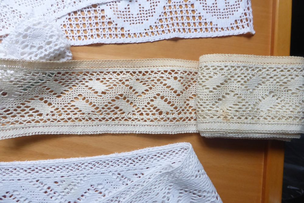 Grosse Menge alter Spitzen teils - handgemacht 5