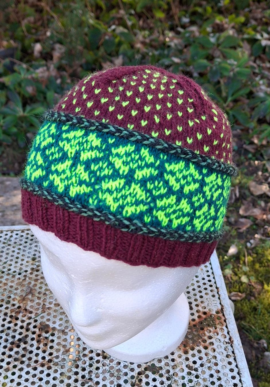 Sonstige Jungenkleidung: Mütze "Rotkäppchen2"   handgestrickt   NEU – Neu (gemäss Beschreibung) aus Langenthal von Handstrick 6