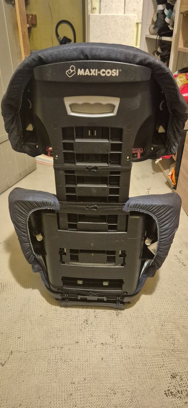 Maxi-Cosi Seggiolini per auto: Siège auto Maxi-Cosi gris bon état – Usato da Lausanne venduto da PEX_Import 1
