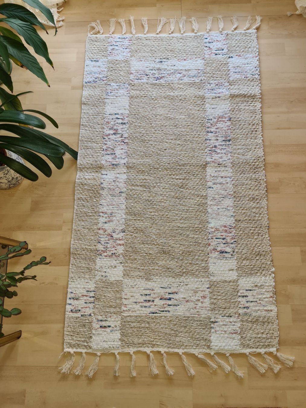 Tappeti: Teppich, Bettvorleger, 70x130 cm 2-seitig – Nuovo e nell'imballaggio originale da Bremgarten AG venduto da Deseodec