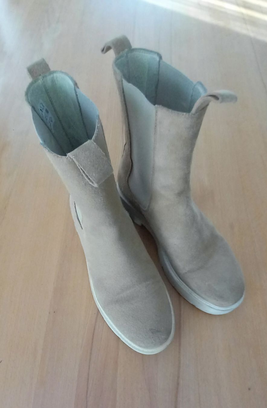 Scarpe da donna: beige Wildlederboots 38 – Usato da Eggersriet venduto da Taylorjam 3