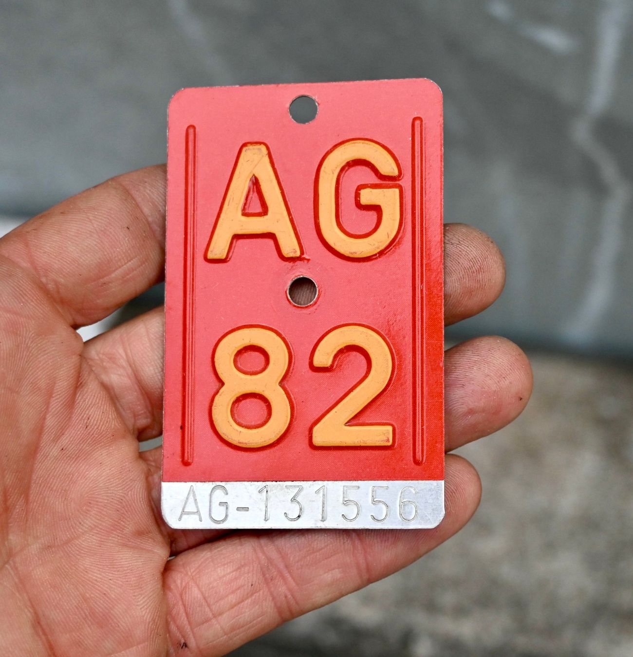 Schilder: Velonummer AG 82 von 1982 - Aargau – Gebraucht aus Pfaffhausen von mono_rec 2