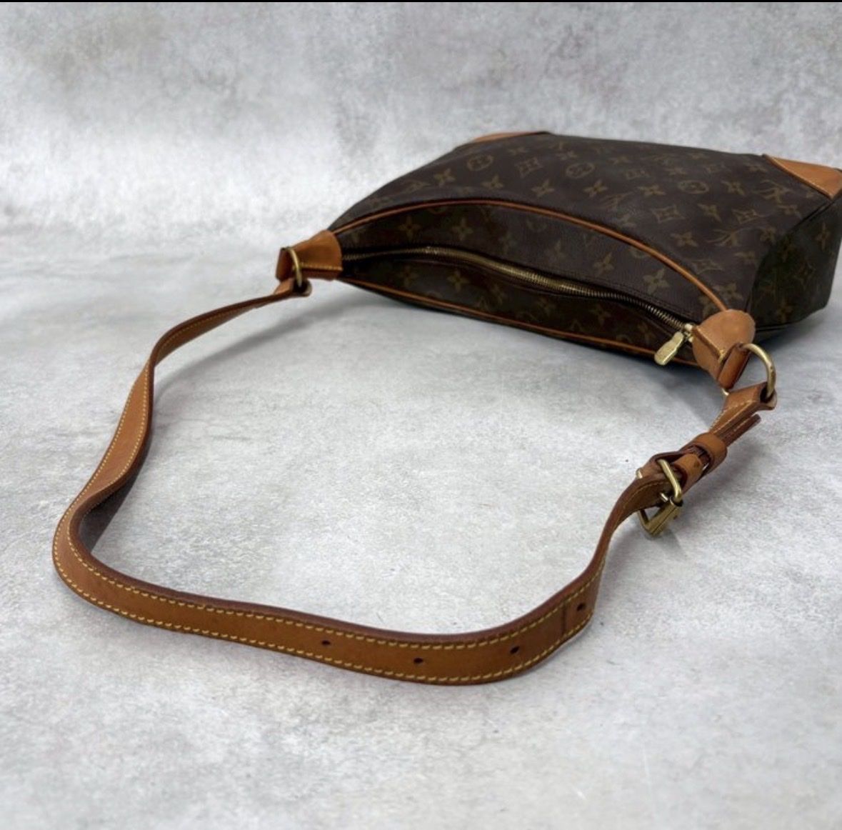 Louis Vuitton Borse da donna: Sac à main Louis Vuitton – Usato da Hauterive NE venduto da bur_8xqg 3