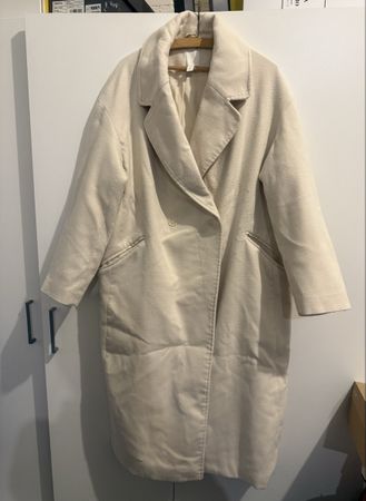 Winter Sale: Elegante Wollmantel Creme, Grösse M - Top!