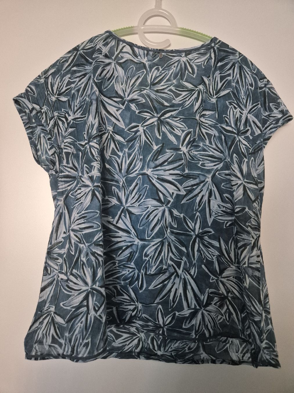 Nile Camicette: NILE BLUSE GR M – Usato da Brienz BE venduto da kafi16 1